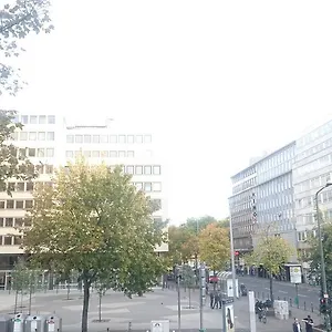 Avi Mainhouse , Düsseldorf Duitsland